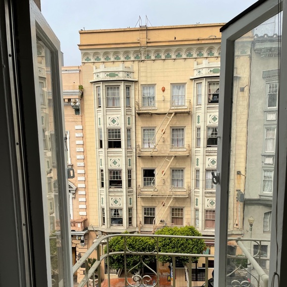 Meet your Posher, Kerkuffle - Picture 3 of 3